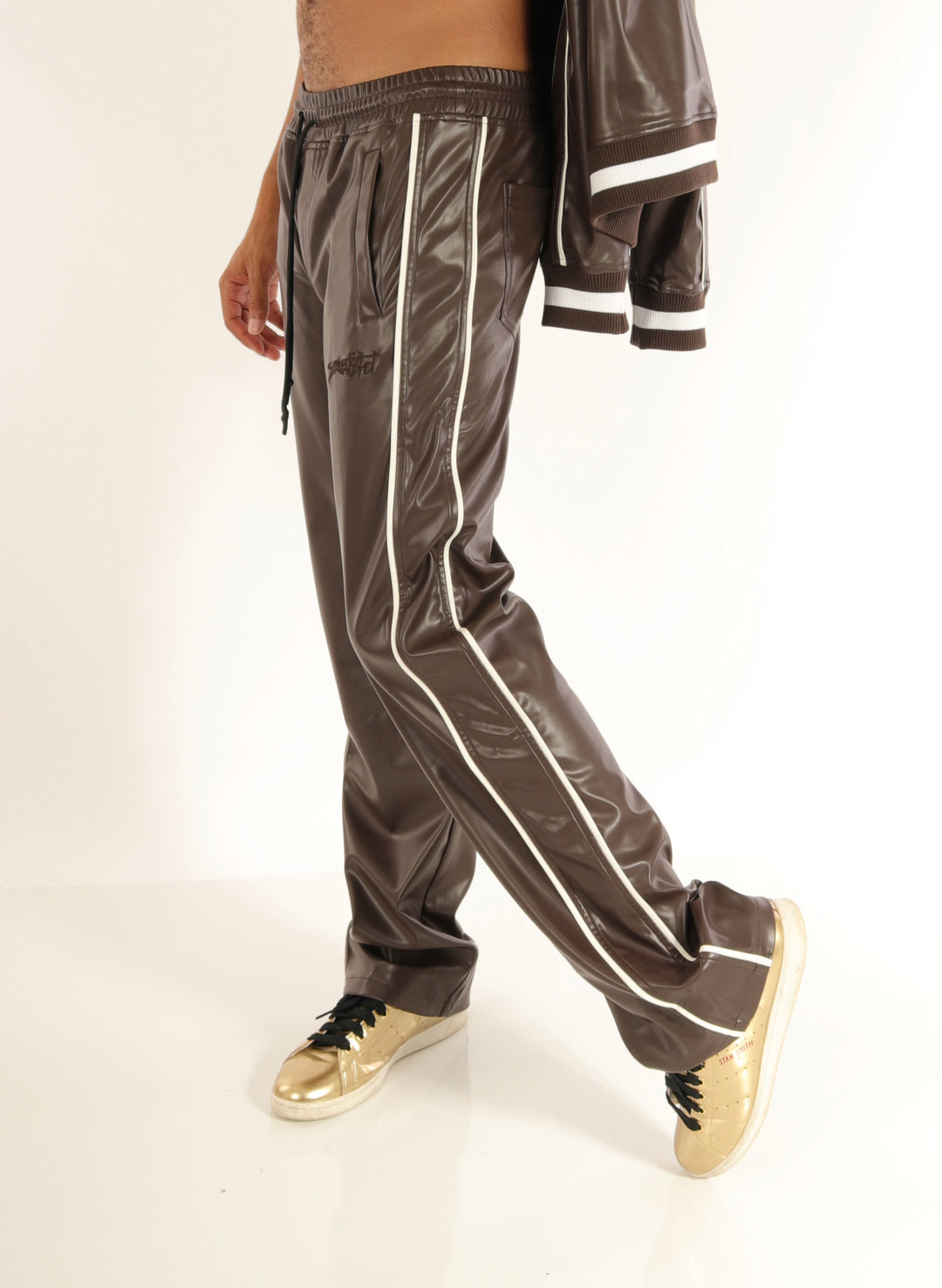STRETCHED VEGAN LEATHER PU TRACK PANTS - P61307